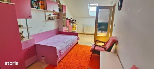 Apartament 3 camere, 110mp, parcare, zona Vivo