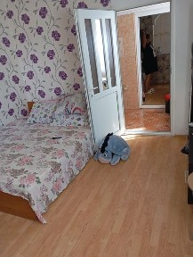 Vând garoniere douo cu hol intr ele sector 5 Zăbrăuțului Nr 5