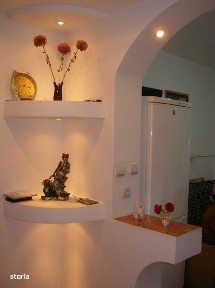 Vand apartament doua camere