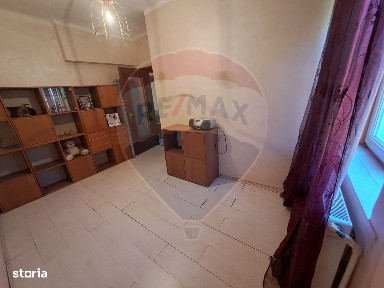 DE VANZARE APARTAMENT 2 CAMERE
