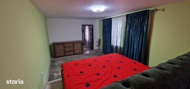 Casa ideal 2 familii, Ovidiu zona primarie.