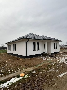 Casa NOUA Lazuri | 450 MP TEREN | 104 mp utili