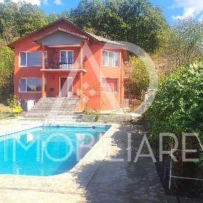 Casă modernă cu piscină | 5 camere | Teren 1.786 mp | Comision 0%