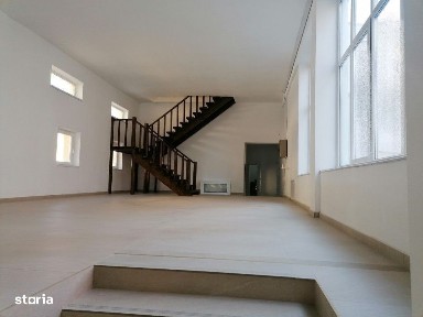 Spatiu comercial, Central, Pitesti