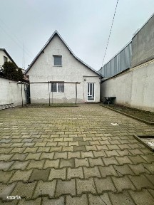 Casa Parter+Mansarda, zona Islaz.