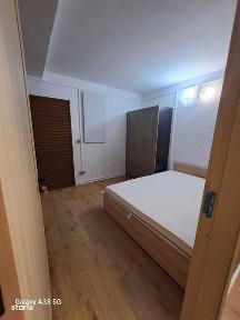 Proprietar inchiriez 2 camere Complex-Lunei complet mobilat