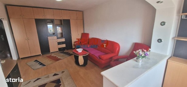 Apartament 2 camere etaj intermediar zona M-uri