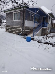Vanzare casa aproape de oras