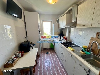 Vanzare apartament 4 camere, Ploiesti, zona Lamaita