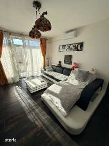 Apartament 3 camere de vanzare in Floresti