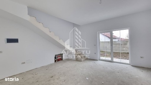 Duplex de vanzare P+M, 3 camere, Sanandrei