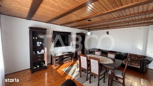 Casa individuala de vanzare zona Sura Mare individuala 900 mp teren