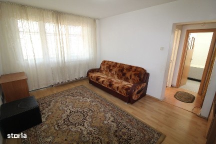 Vând apartament 2 camere în Hunedoara, zona Dunărea-Str.Runcului, 47mp