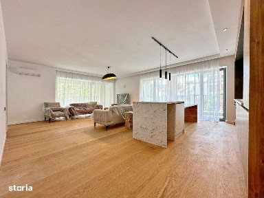 Apartament spatios inchiriere - Centru Brașov, vedere directă spre Tâm