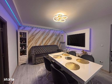 Apartament decomandat de vanzare - zona centrala