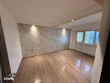 De vânzare apartament 3 camere Cartier Obor