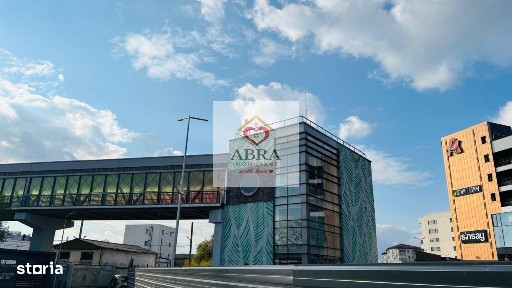 Apartament tip studio metrou + parcare