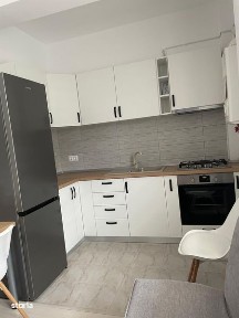 Inchiriez garsoniera ansamblul Atlas Residence Doamna Stanca