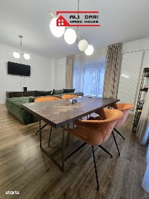 Inchiriere- Apartament de 3 camere/ Cluj-Napoca/ Zorilor.