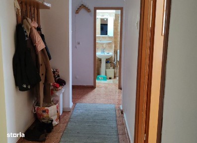 Apartament 2 camere decomandat,Piata Dacia,55 mp,etaj 1/4 Cod:161253