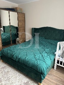 Vând apartament cu 3 camere