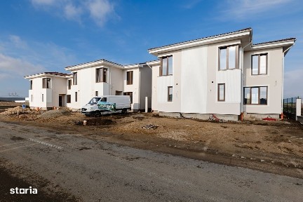 Casă modernă cu etaj, în Via Carmina-Vladimirescu