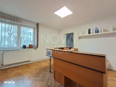 Apartament 4 camere de vanzare, Central