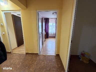 Chirie Apartament 3 camere Mioveni, 2 bai, ultracentral, mobilat