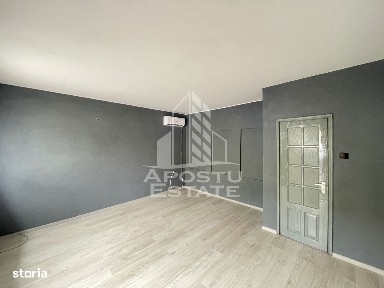 Spatiu pentru birou, 26 mp, Zona Lunei