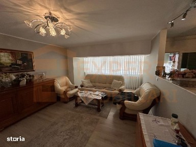 Apartament 3 camere de vanzare | in zona Trocadero | Vedere bilaterala
