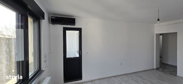 Apartament 4 cam Cantemir langa Salubris vs Palas