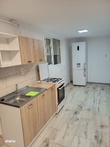 Inchiriez apartament 3 camere