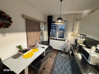 Apartament 3 camere decomandat - zonă centrală, Str. Minerilor