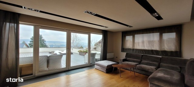 De închiriat casă în Gruia