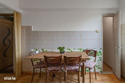 De vânzare apartament 2 Camere în Buziaș