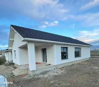 Casǎ nouǎ de vânzare plan Parter Sântandrei