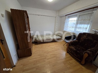 Garsoniera decomandata cu balcon si pivnita in zona Central din Sibiu