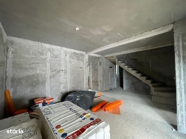 Duplex 4 camere despartit prin camera tehnica - Mosnita Noua