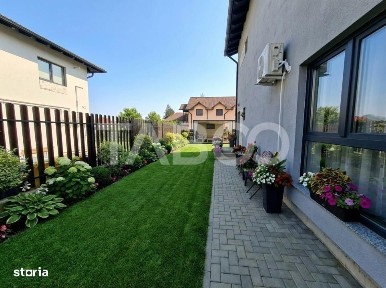 Casa de locuit + spatiu comercial de vanzare in Cisnadie