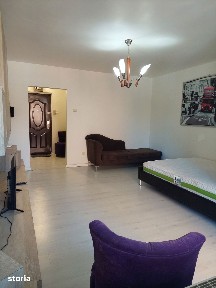 Garsonieră cu balcon și lift, aproape de centru Str Circumvalatiunii