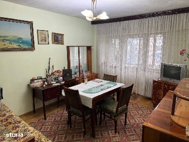 etaj 1, 3 camere decomandat, 2 bai, Canta