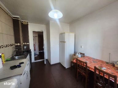Apartament de vanzare 3 camere Gavana - 115 K