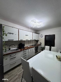 Apartament, 58 m²