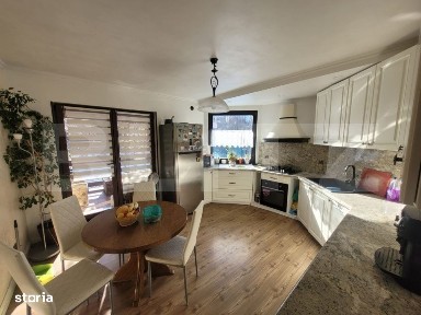 Casa de vanzare | 190 mp | 500 mp teren | Tatarasi - Suceava