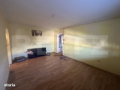 Apartament 3 camere, 67 mp, zona Micro 16
