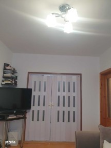 Vand apartament 2 camere, langa scoala Serban Cioculescu