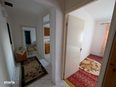 Mioritei - Billa - gradinita Lizuca- 3 camere- bloc din 1982