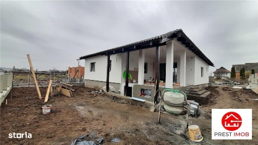 Casa de vanzare, 4 camere,5 arii teren, Sancraiul de Mures, semifinis