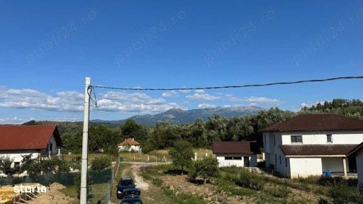 Casa Vulcan zona Coroiesti