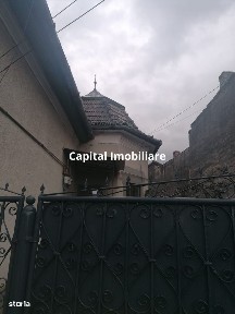 Casă familiala zona centrală Turda,teren 895mp, fără comision!